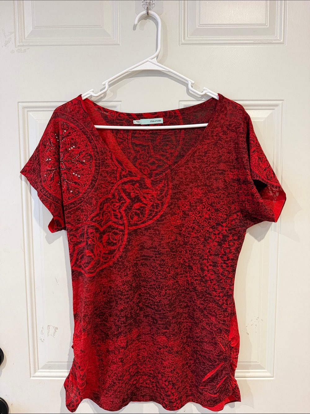 Marsala Red Short Sleeve V-Neck Women's Top - Unbranded